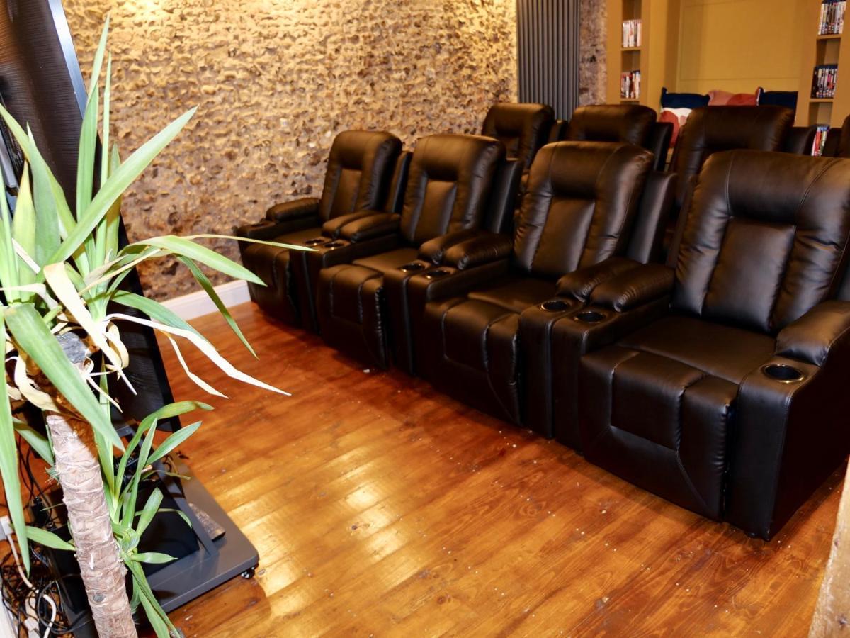 Luxury 9 Bed Manor House Hot Tub Cinema Room Skytv Saffron Walden Kültér fotó