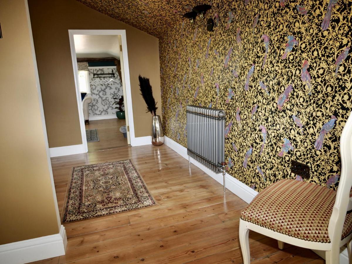 Luxury 9 Bed Manor House Hot Tub Cinema Room Skytv Saffron Walden Kültér fotó