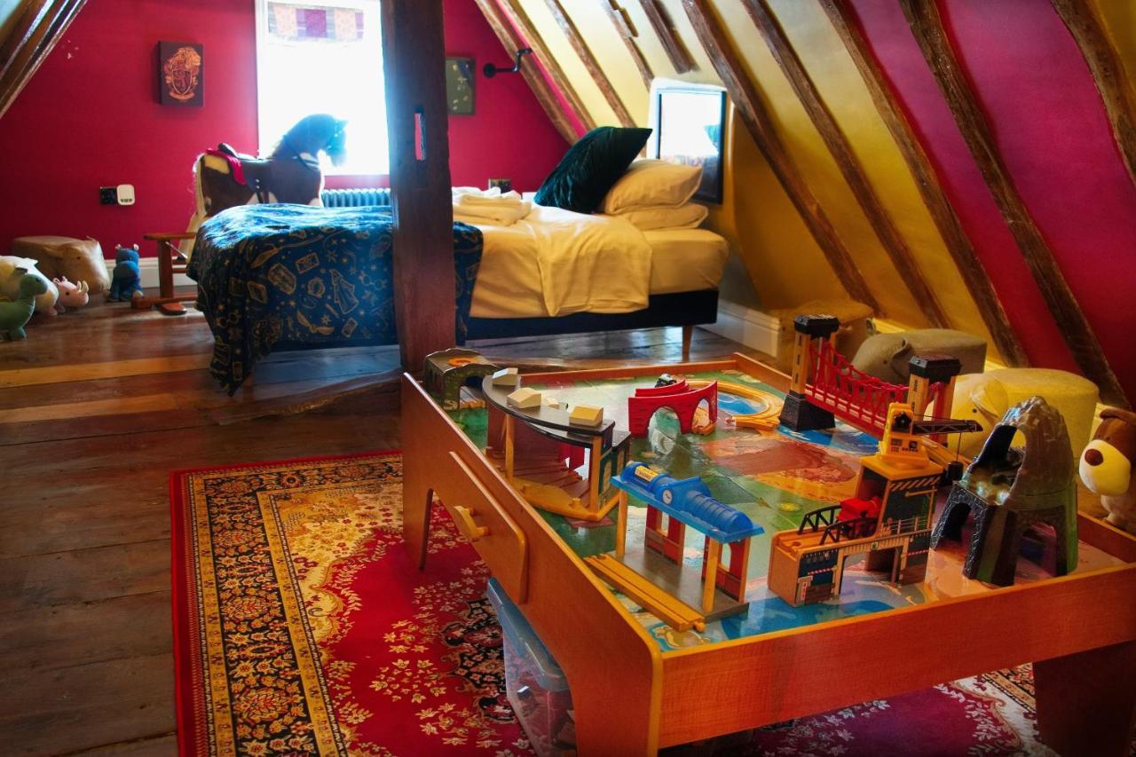 Luxury 9 Bed Manor House Hot Tub Cinema Room Skytv Saffron Walden Kültér fotó